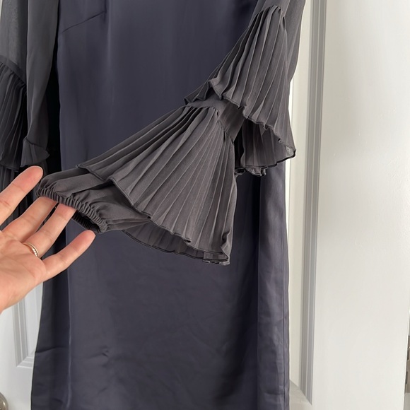 Ann Taylor Dress - Picture 3 of 5